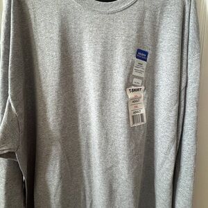 Gildan Men's Heather Gray Long Sleeve Tee